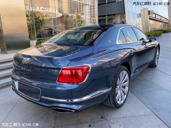 成都平行进口宾利飞驰欧版优惠37万 欢迎试乘试驾