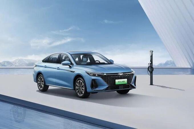 奇瑞风云T9下线 定位15-20万级/综合续航1400km