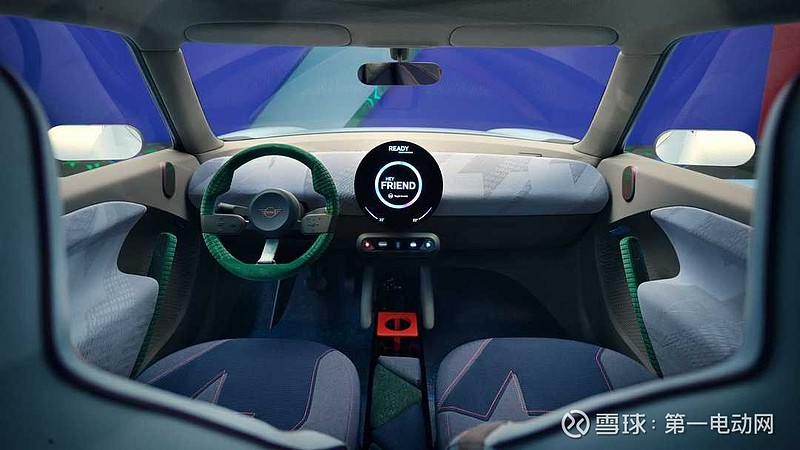 续航超300公里 全新MINI COOPER E亮相